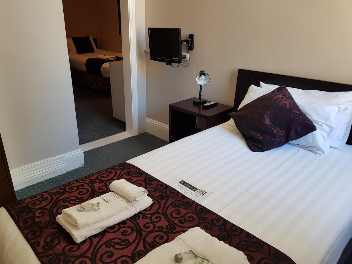 Grand Hotel Newcastle Bagian luar foto