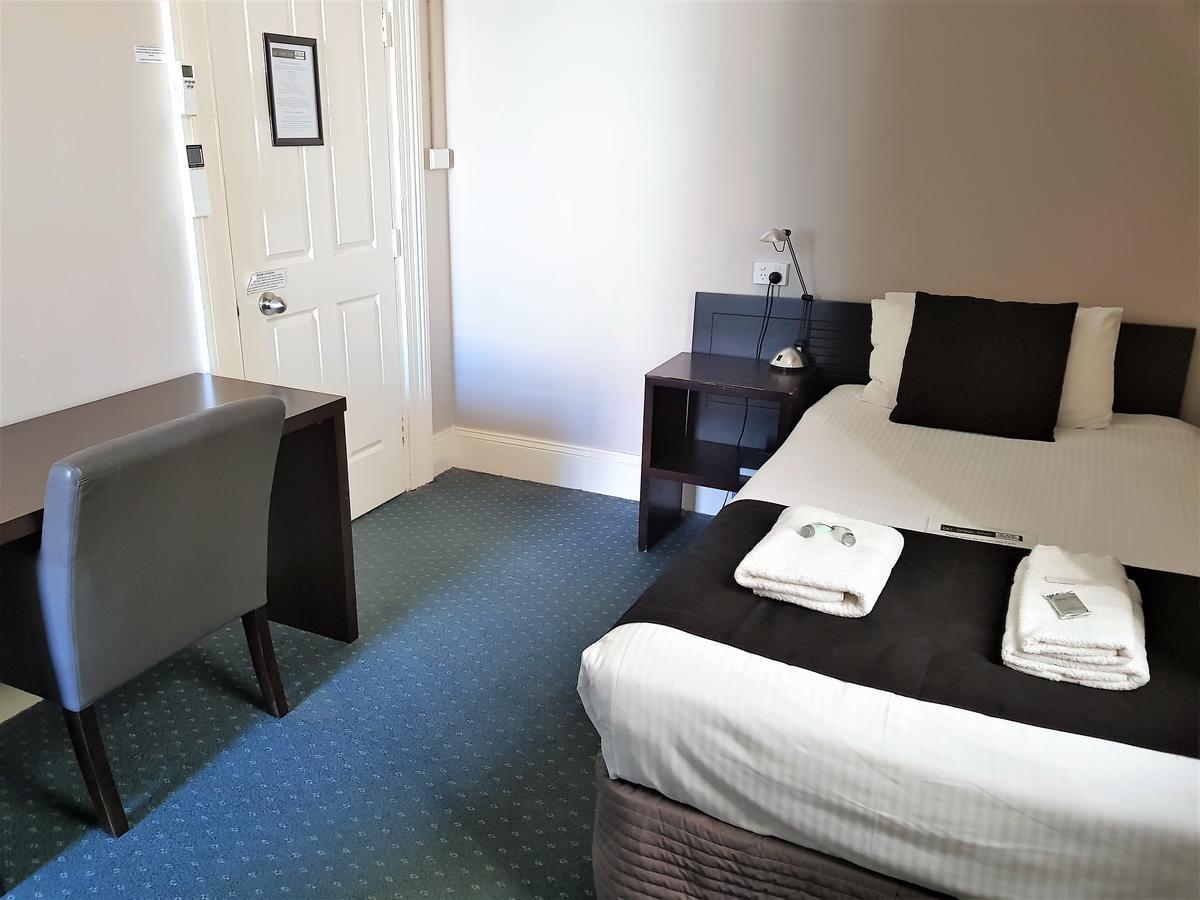 Grand Hotel Newcastle Bagian luar foto