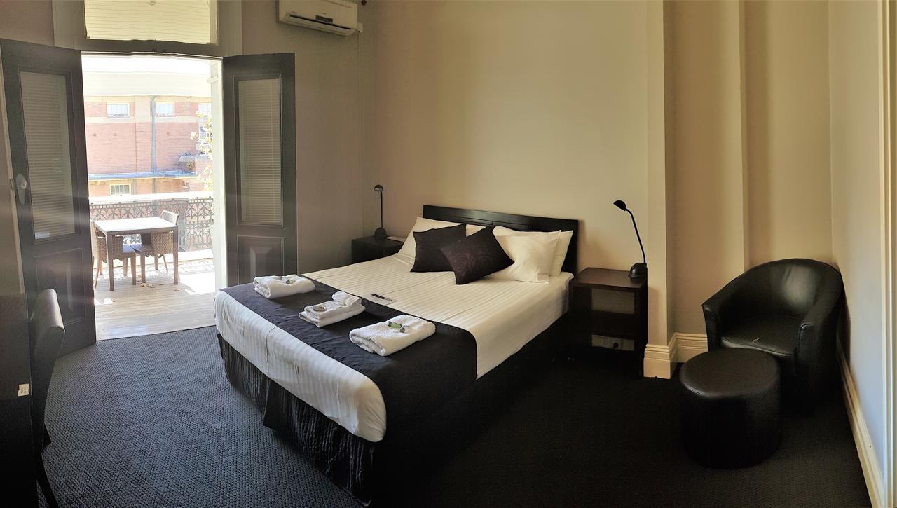 Grand Hotel Newcastle Bagian luar foto
