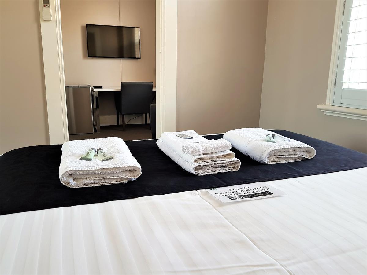 Grand Hotel Newcastle Bagian luar foto