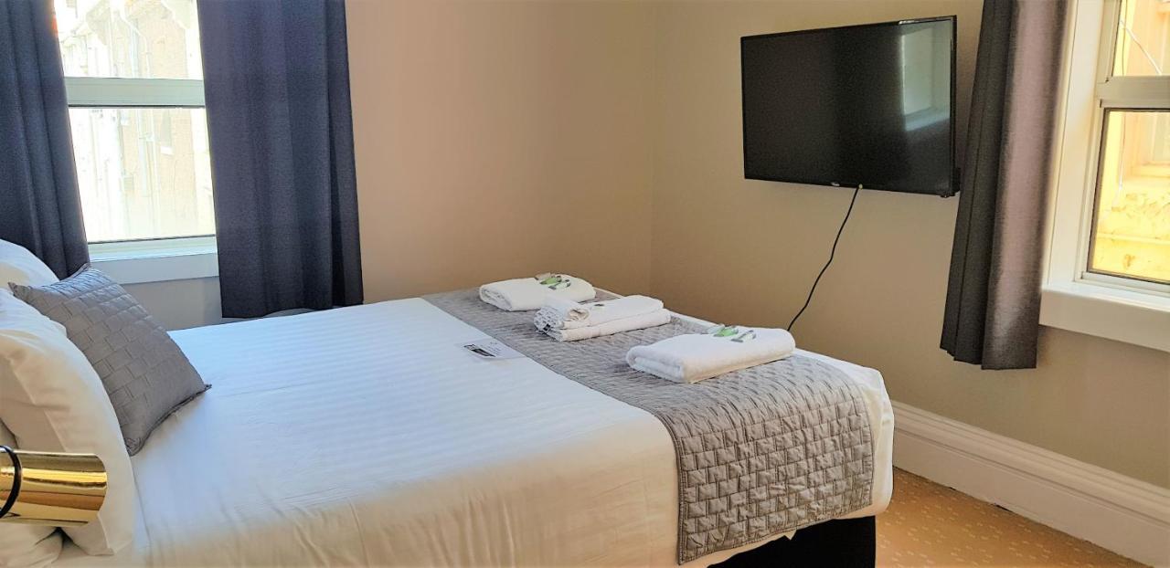 Grand Hotel Newcastle Bagian luar foto
