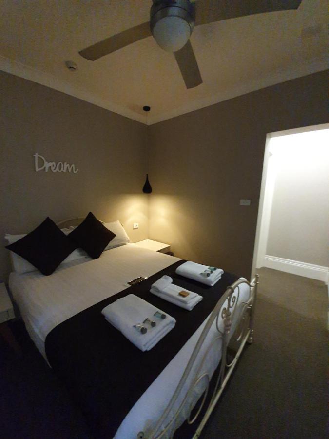 Grand Hotel Newcastle Bagian luar foto