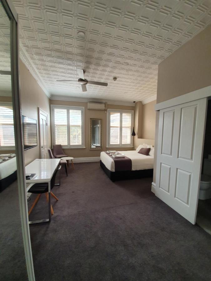 Grand Hotel Newcastle Bagian luar foto