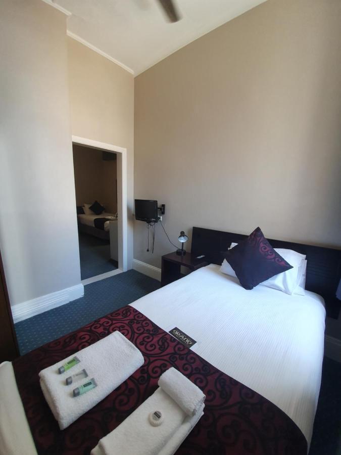 Grand Hotel Newcastle Bagian luar foto