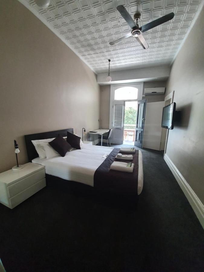Grand Hotel Newcastle Bagian luar foto
